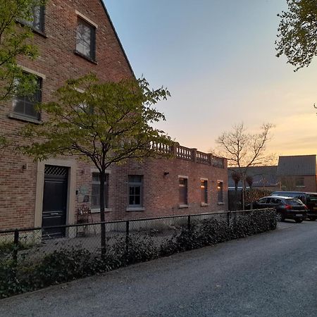 B&B De Floreffe NeerNeerpelt Eksteriør bilde